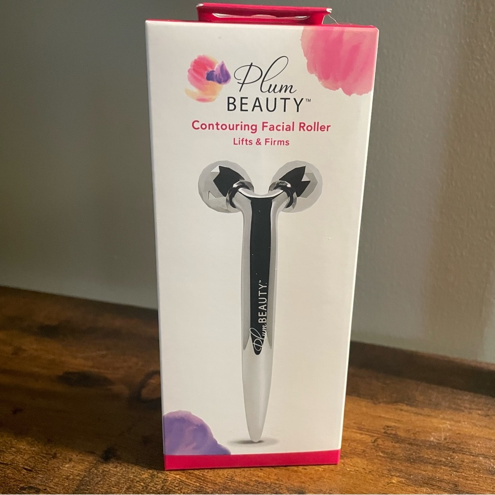 Plum Beauty Contouring Facial Roller